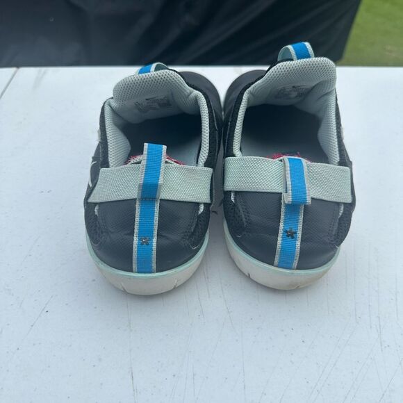 Nike Black and Blue Slip-On Shoes - Picture 3 of 5